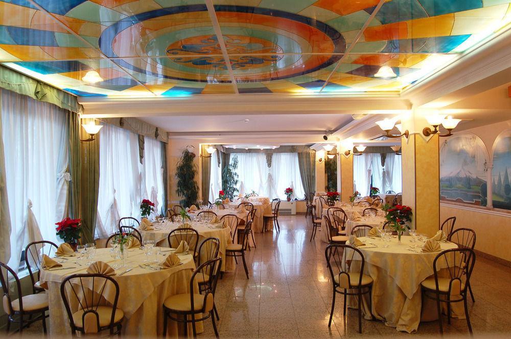 Hotel Lachea Aci Trezza Exterior photo